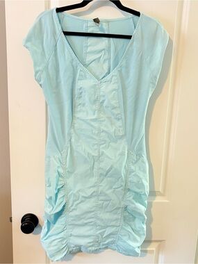 XCVI Light Blue Cotton Blend midi dress with V-Neck